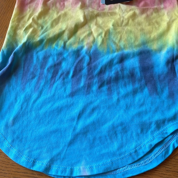Chaser Tie Dye Shirttail Tank Back Cut-Out Size 5 NWT - Picture 2 of 3